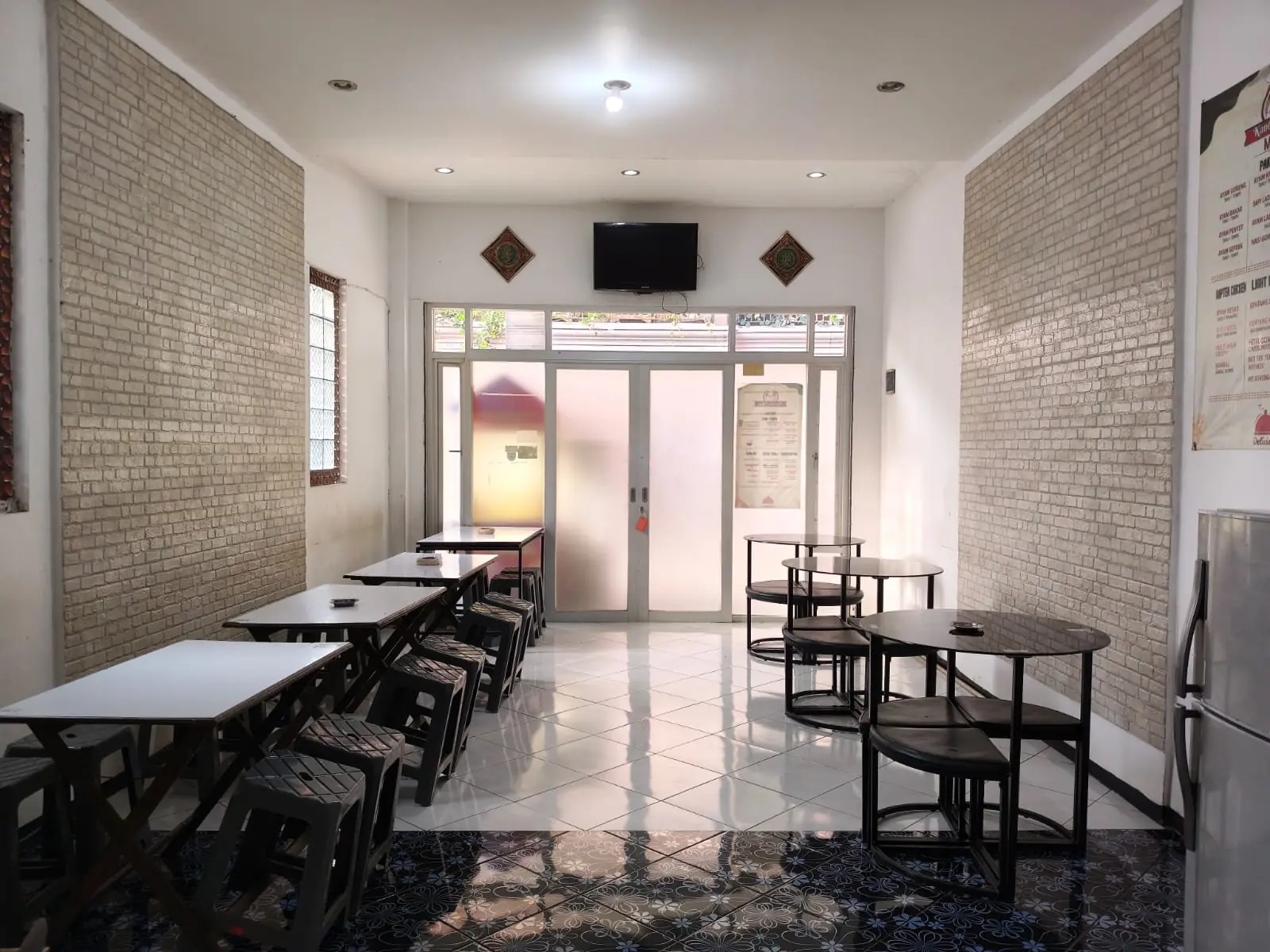 Suasana Kantin Mini